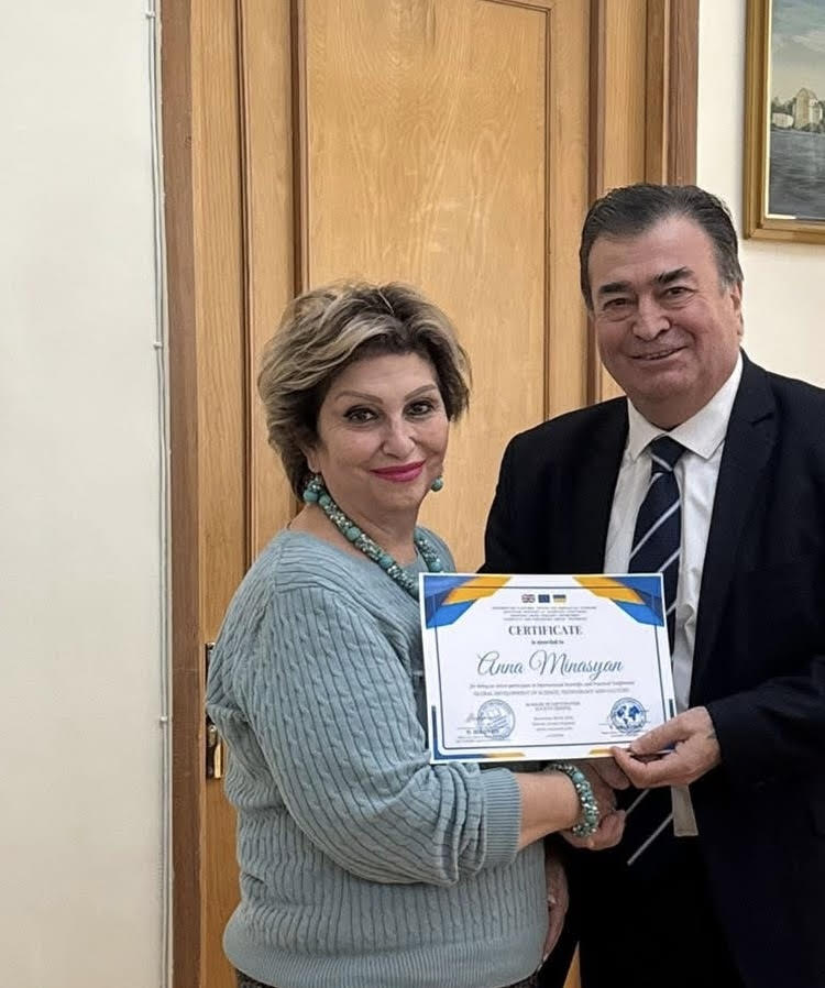 Анна Мінасян та Саак Гудратян